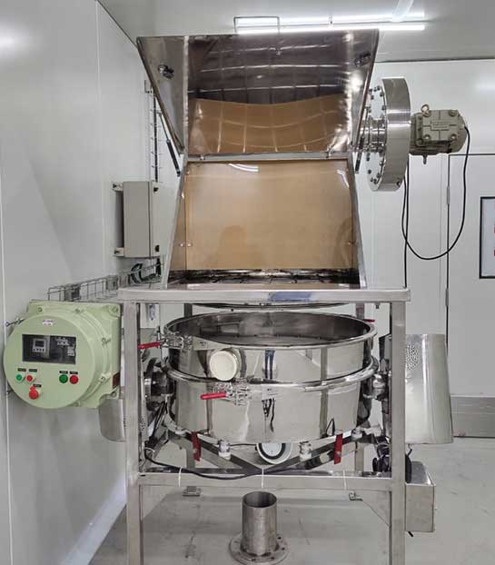 Inline sifter with bag dump station